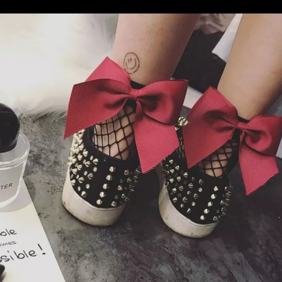 Other - Women bow knot ruffle fishnet ankle high sock lace